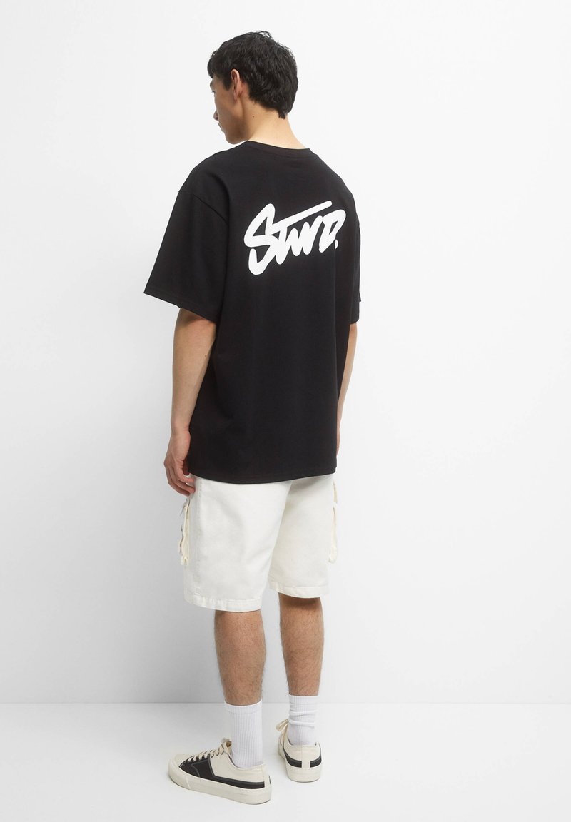 Pull & Bear STWD